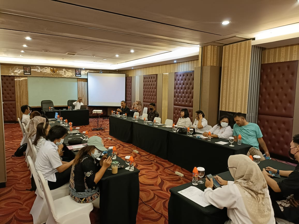 Pertemuan stakeholders dalam program penanggulangan HIV-AIDS PKBI Kota Palangkaraya, Hotel Aquarius, Rabu, 16 Agustus 2023 Kalimantan Tengah.